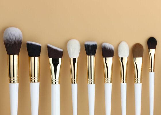 Vonira Beauty Flat Angled Contour Foundation Makeup Brush để áp dụng chính xác & liền mạch