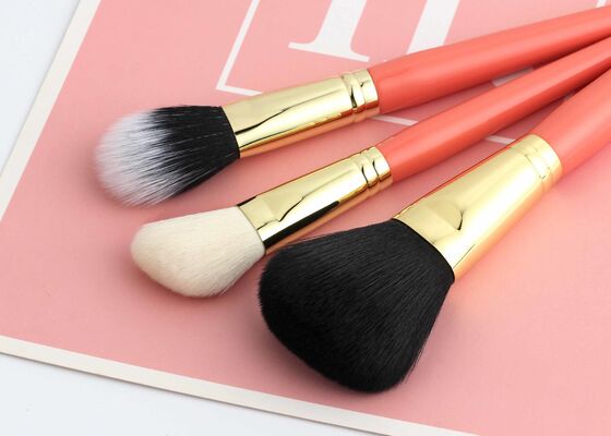Vonira Beauty Luxury Duo-fiber Dipsing Blush Brush