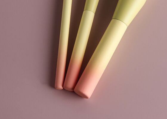 Cọ Tạo Khối Vonira Beauty Luxury Precision với Tay Cầm Gỗ Màu Gradient