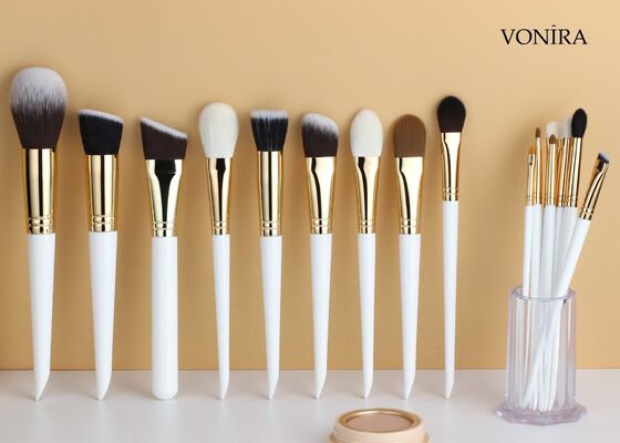 Vonira Beauty Nhãn hiệu riêng Mái tóc đỏ, Mái trang điểm, Mái che