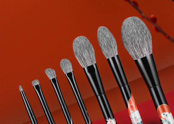 Khả năng chống vi khuẩn bền vững thân thiện với trái đất Vegan Corn Fiber Makeup Powder Brush với tay cầm gỗ Birch Glitter